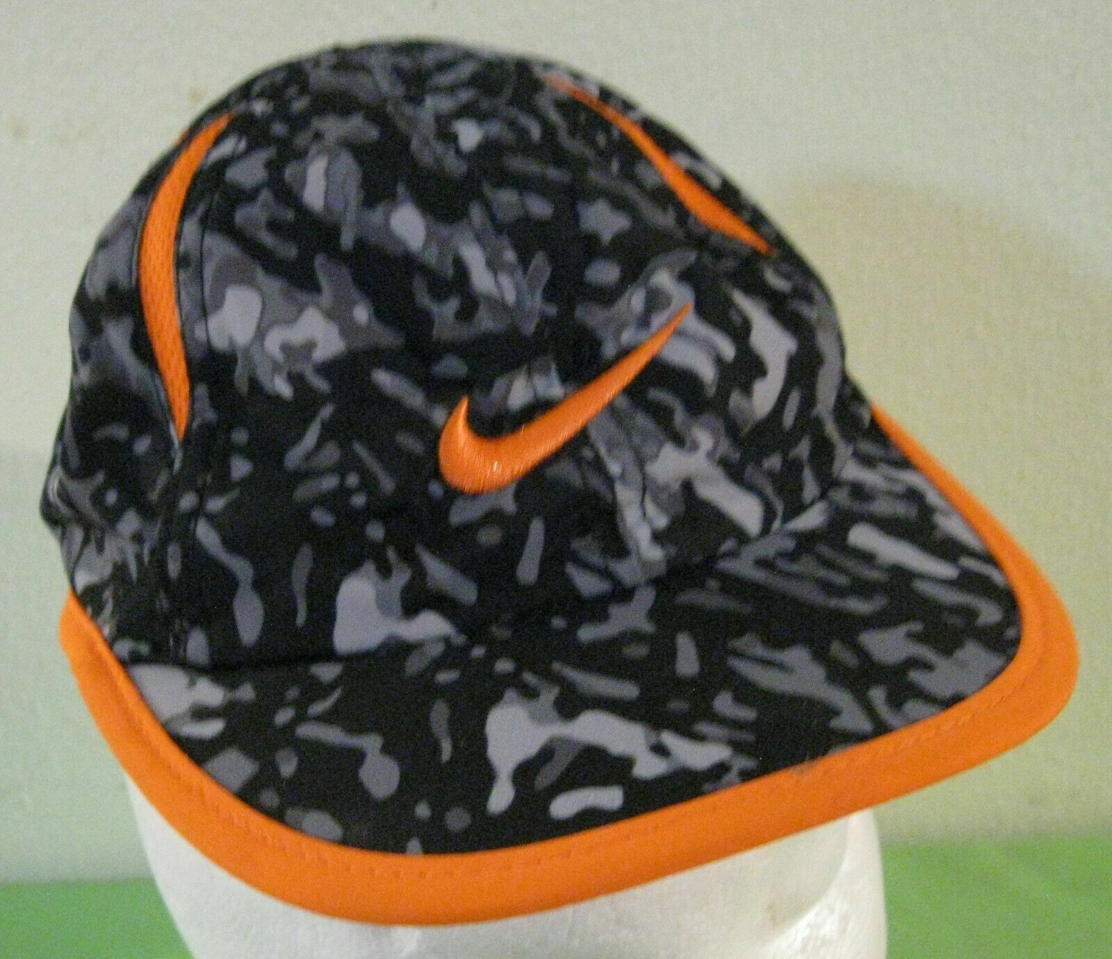 Picture 1 of 4