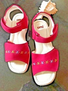 m and s girls sandals