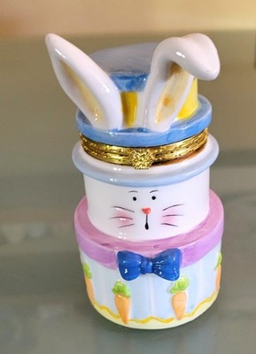 Oxford Elite Ceramic 2000 Easter Bunny Rabbit Cake Stacked Trinket Box