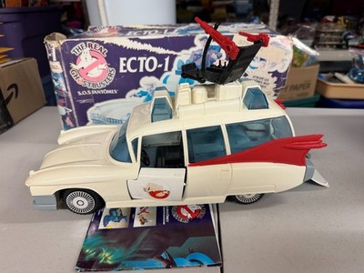 C1 Real Ghostbusters Ecto-1 Kenner in Canadian box 1980's
