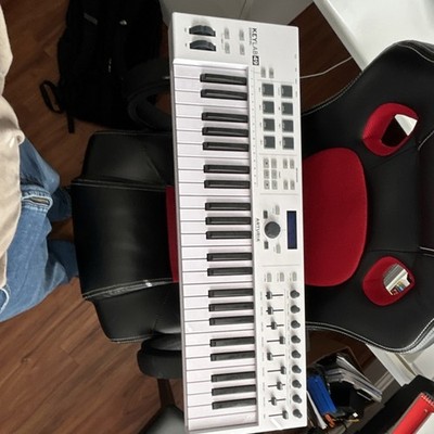 Arturia KeyLab 49 MIDI Keyboard Controller 49 Synth Keys Pad Triggers USB