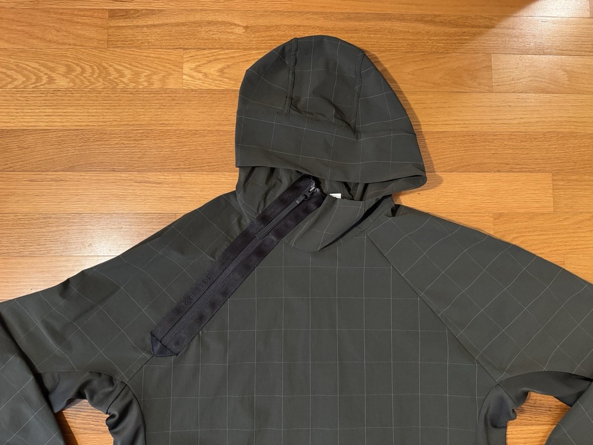 New L Nike Sportswear Tech Pack Woven Hooded Jacket Sequoia Green
