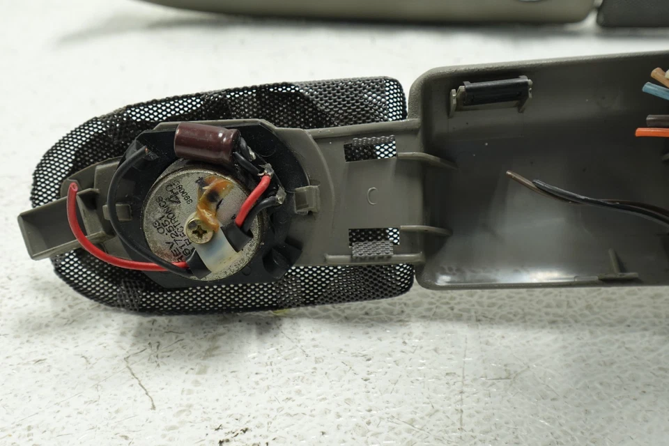 Interruptores de bloqueo de ventana 1995-1999 OEM GM Chevy GMC C/K 1500 2500 3500 *ROTOS Lh** Foto 4 de 4