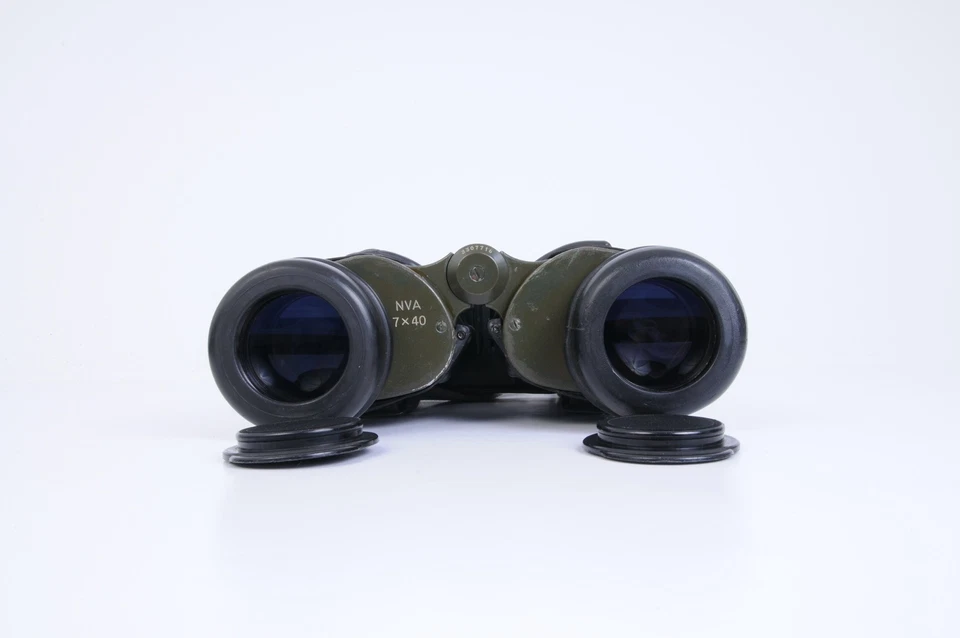 Carl Zeiss Jena 7x40 NVA Dienstglas „Strichplatte" (Top!) FOTO JESCHNER KASSEL - Bild 2 von 4