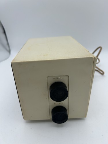 Vintage 1960/70’s Retro General Electric Model C1400A AM Radio Alarm Clock-Works - Picture 2 of 6