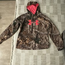 Under Armour Women's Camouflage Pullover Hoodie XL Pink Lining Loose Fit