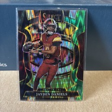 2025 Panini Select - Concourse Jayden Daniels #88 Black & Green Shock Prizm