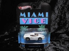 Miami Vice Ferrari Testarossa F512M Crockett 1/18 Diecast Model Car