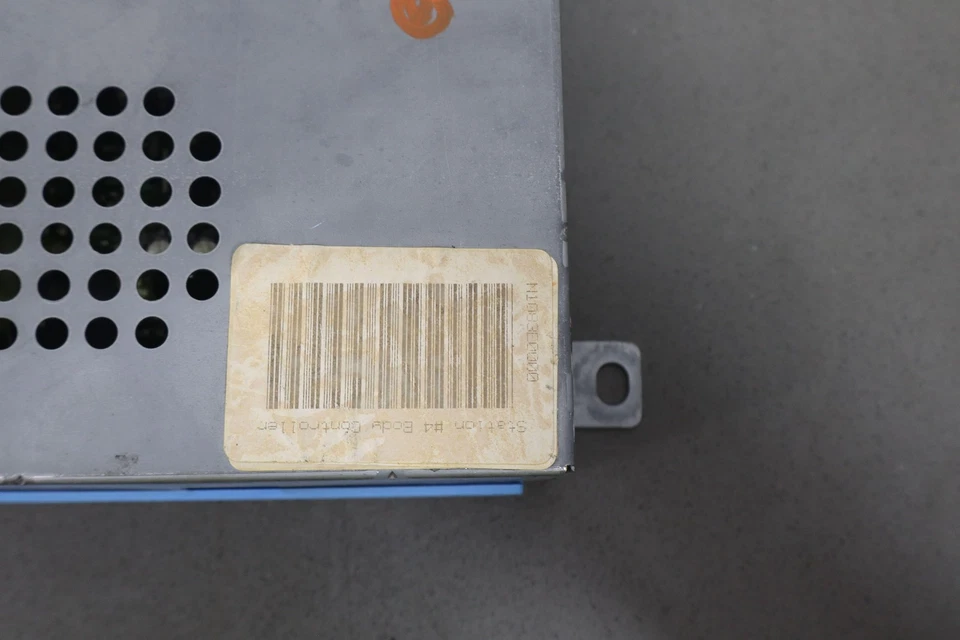 Módulo de control de carrocería Plymouth Chrysler Prowler BCM 1999 Foto 2 de 4