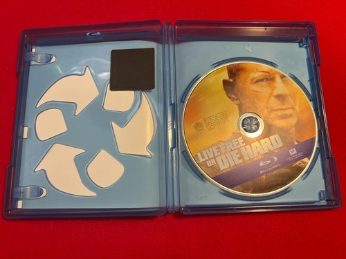 Live Free or Die Hard, Blu-ray, Preowned, Like New - Picture 2 of 3