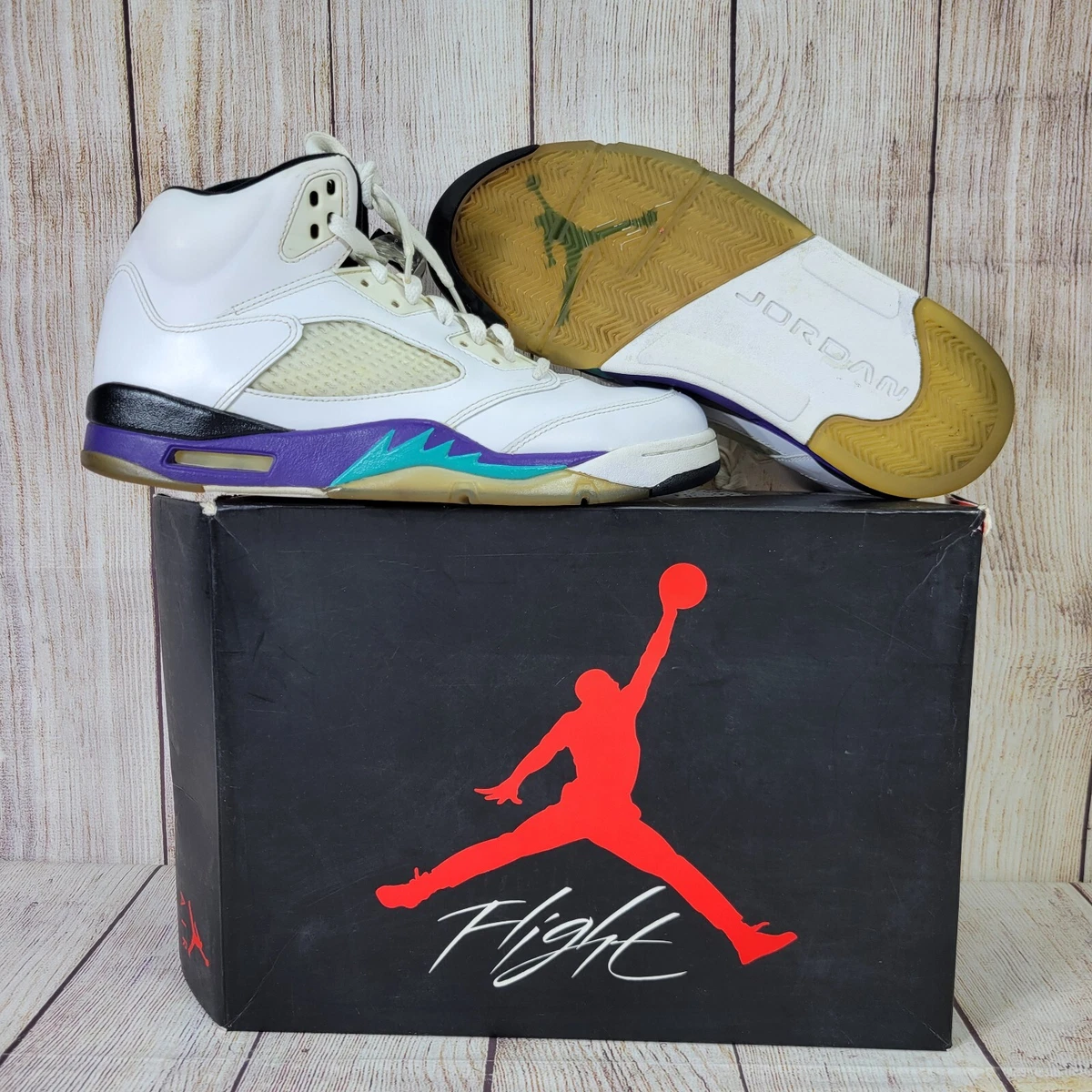 Preços baixos em Jordan V.5 | eBay
