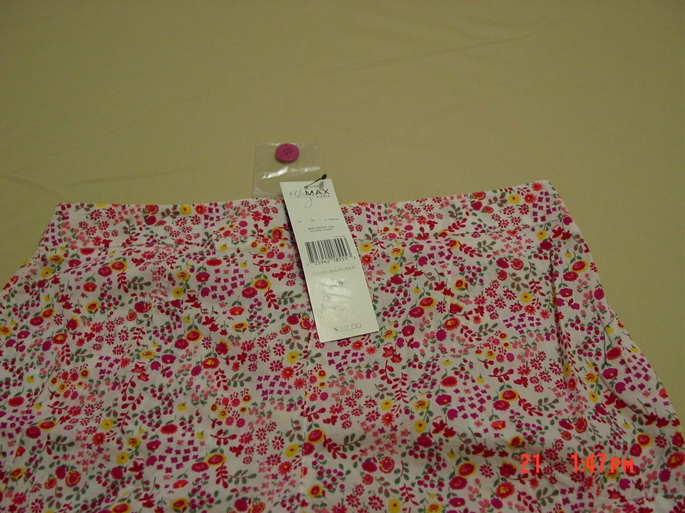 Pantalones Cortos Florales Junior Para Mujer Miley Cyrus Max Azria EXTRA DELGADOS Foto 3 de 3