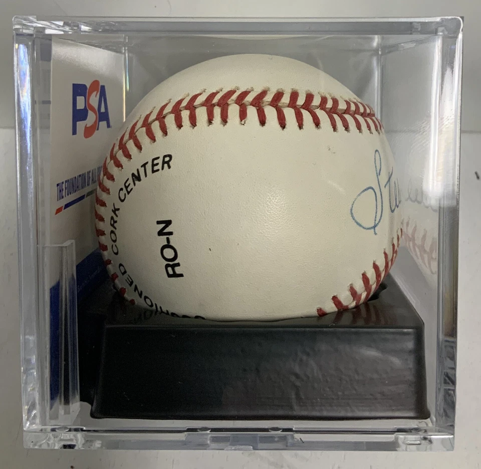 Steve Carlton Signed Baseball PSA DNA Authenticated COA AG90155 - Image 4 of 4