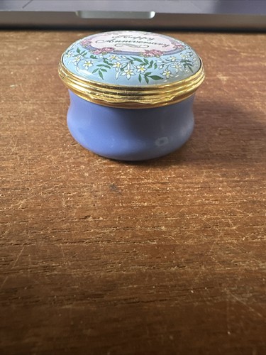 (2) Halcyon Days Enamels Trinket Boxes "Happy Anniversary" & "Love You More" - Picture 3 of 13
