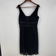 Davids Bridal Black Bridesmaid Dress Cocktail Sleeveless Midi V Neck Size 12  A2