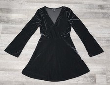 Express Women's Black Velvet Fit and Flare Wrap Mini Petite Dress Sizes XXS