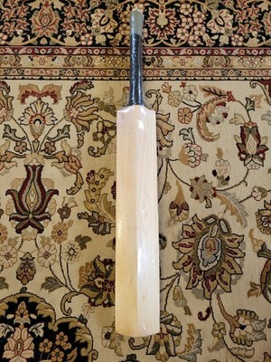 MB MALIK PLAIN CRICKET BAT ENGLISH WILLOW