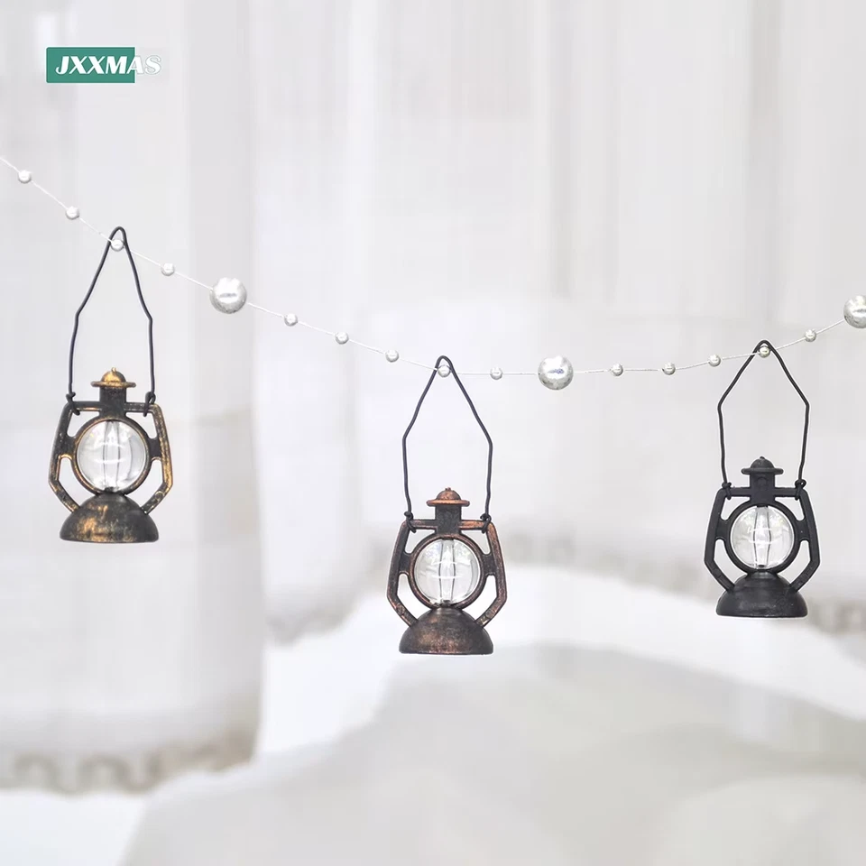 12Pcs Retro Baron Lanterna Mini Lampada a Olio Decorazione Casa Delle Bambole Or - Immagine 3 di 4