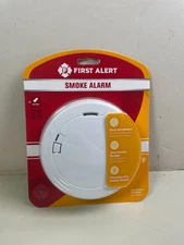 First Alert Smoke Alarm Easy Install Battery Powered Photoelectric Smoke Alarm