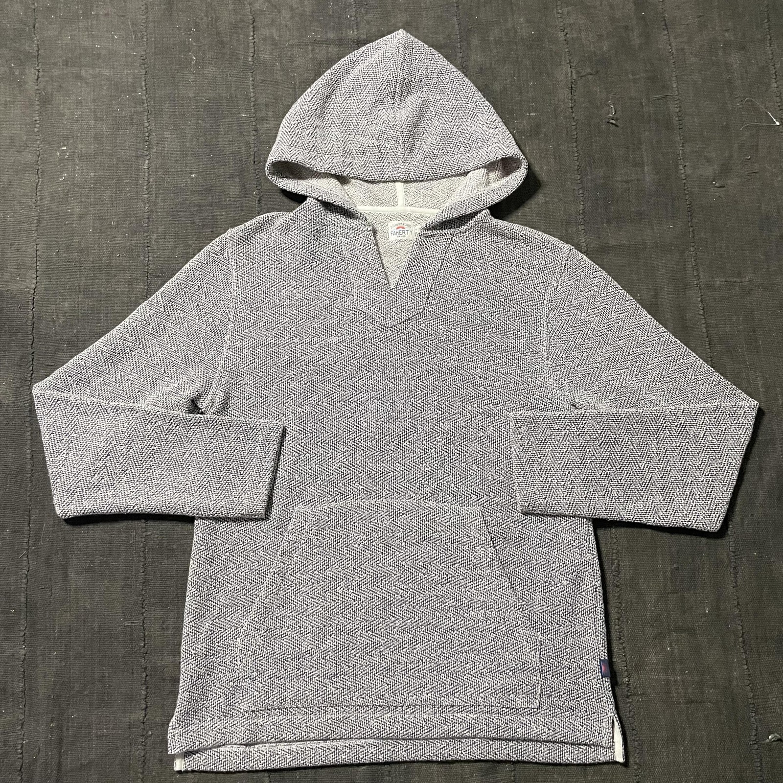 Faherty Pullover Hoodie Mens Medium Herringbone B… - image 1