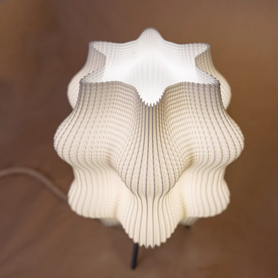 Lámpara Ondula: Moderno Diseño Onda Impreso en 3D Foto 2 de 4