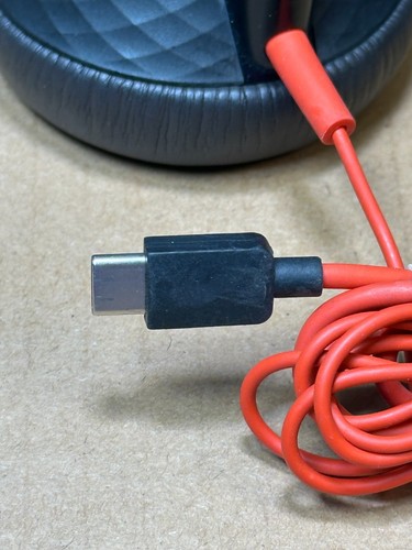 Plantronics Blackwire C5220 Black/Red On the Ear Headset Ships Fast!!! - Picture 3 of 8