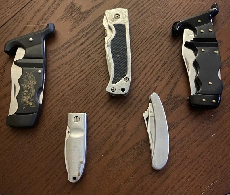Lot of 5 Folding Pocket Knives, Stainless Steel Blades, Black/Silver, Clip