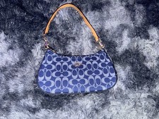 Coach Teri Shoulder Bag Light Blue Chambray, Signature