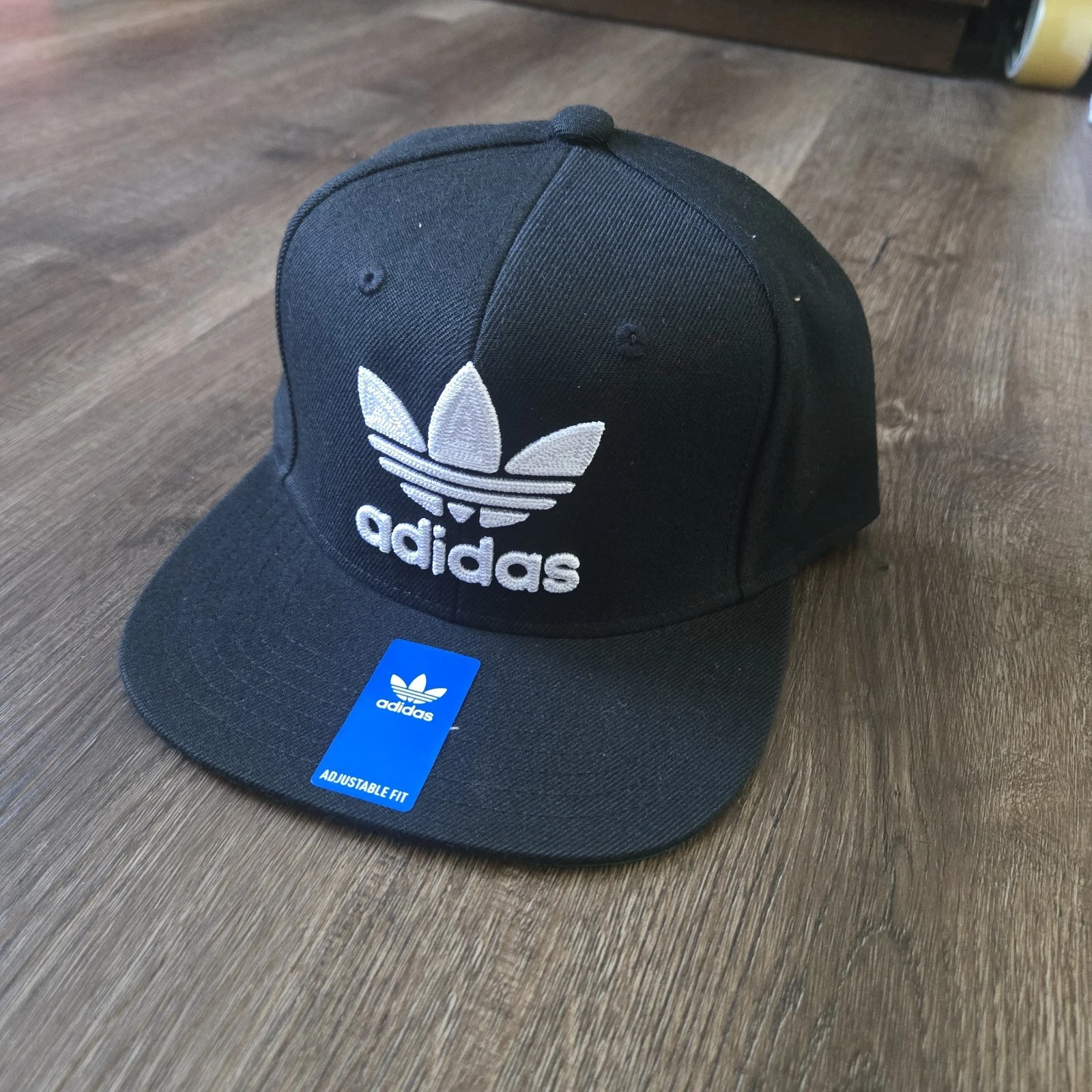 Adidas Originals Flatbill Trefoil Chain Snapback Hat / Cap Black/White S48638
