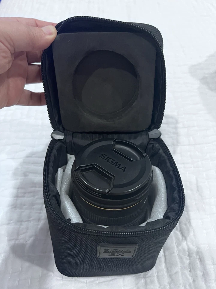 Sigma EX Zoom 28-70mm f2.8-4 Lens for Pentax Mount Used Condition- In Bag - Image 2 of 4