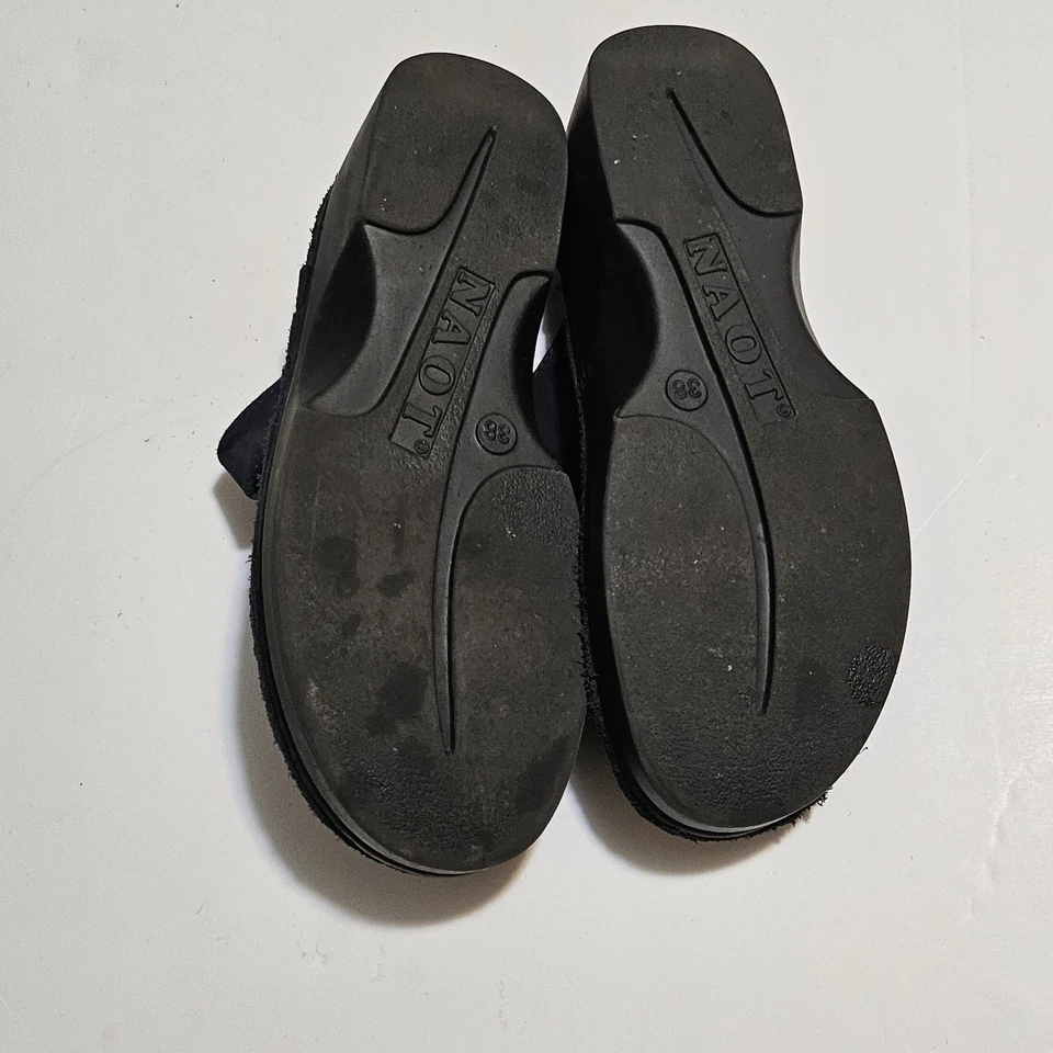 Zuecos Naot Slip On Mule Zuecos talla 7 (38) gamuza azul marino Foto 2 de 4