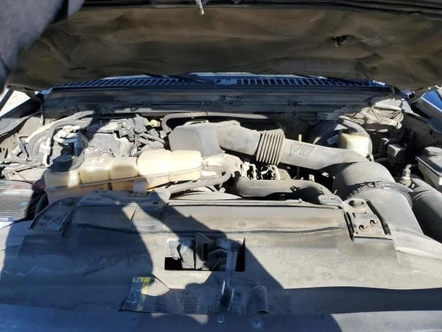 Luz de estacionamiento/esquina del conductor montada para parachoques antiniebla se adapta a 01-05 EXCURSION Foto 2 de 4