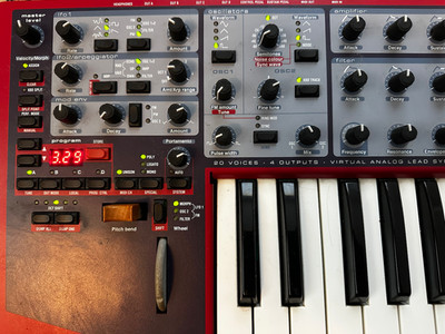 Nord Lead 2x Virtual Analog Synthesizer in EXCELLENT Condition, all pots good