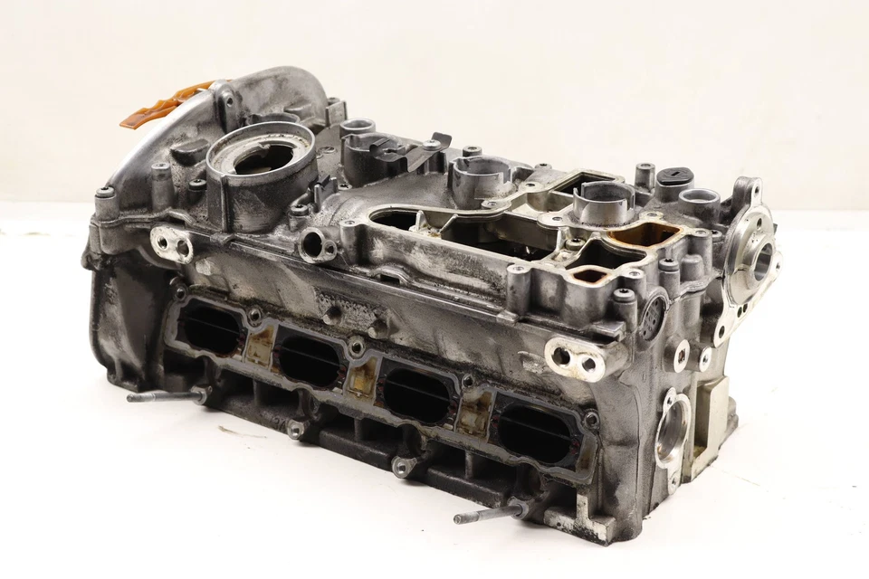 AUDI A3 2009-2013 2,0 L - culata motor 06H103064ae Foto 3 de 4