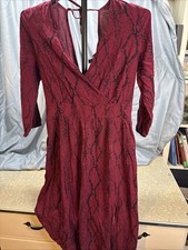 Women’s NWT Express Dress Size Small Raspberry Color Vneck Tie In Back