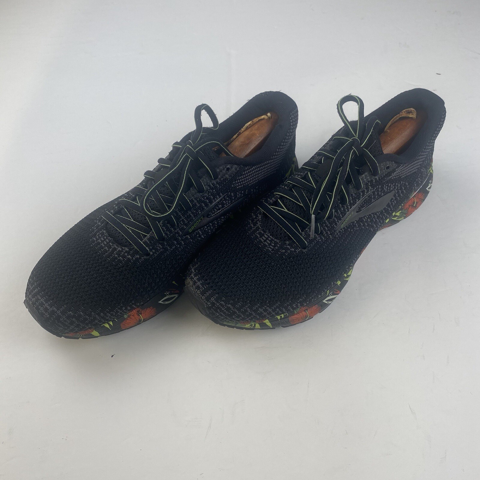 SAOLA Scarpe da corsa Brooks Revel 3 1103141D080 sportive da uomo taglia 9 5 D floreali