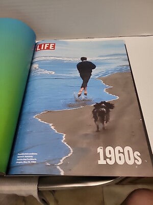 US洋書　LIFE 1969.12.22 ISSUE THE 60's US洋書 LIFE 1969.12.22 ISSUE THE 60's US洋書 LIFE 1969.12.22