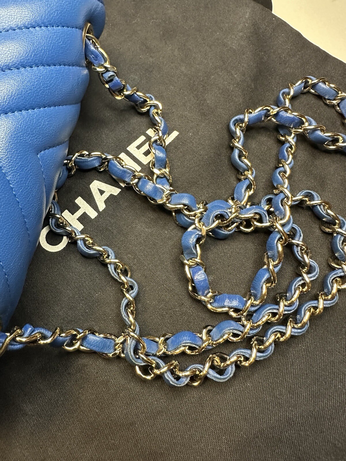 Excellent Condition Chanel Mini Rectangle Flap Ba… - image 14