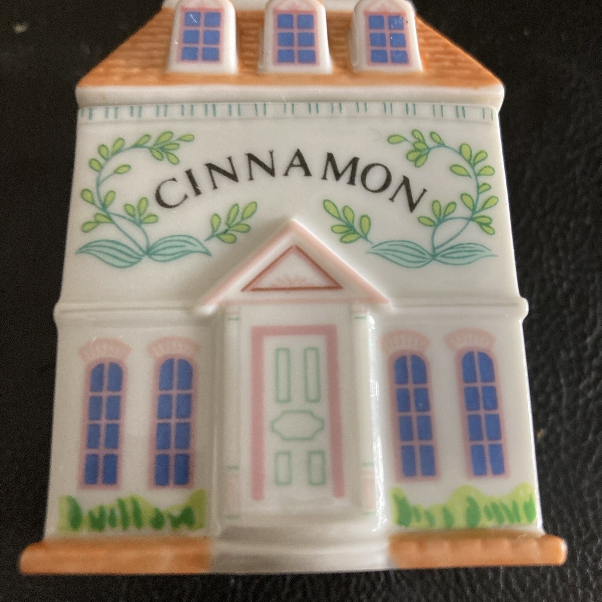 LENOX SPICE VILLAGE Fine Porcelain 1989 CINNAMON Spice JAR | eBay
