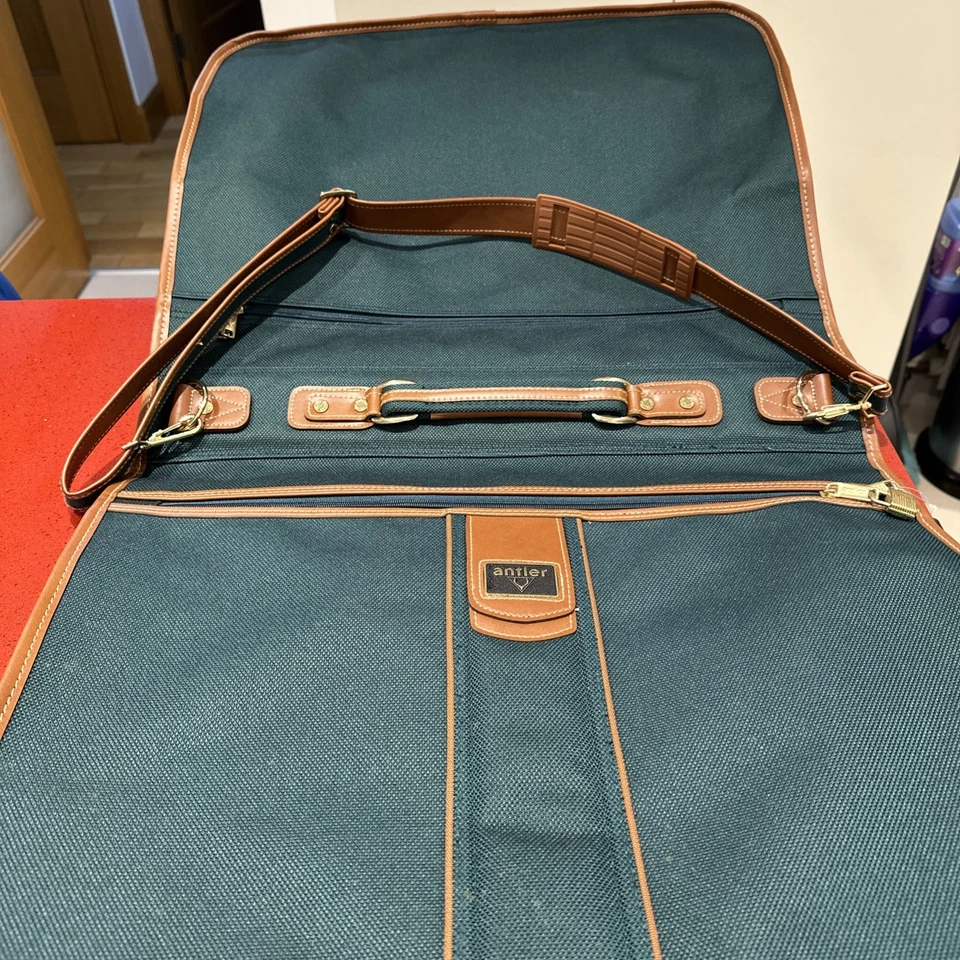 Antler Suit Carrier Travel Bag men’s suit carrier wedding suit holidays VGCclean - Image 4 of 4