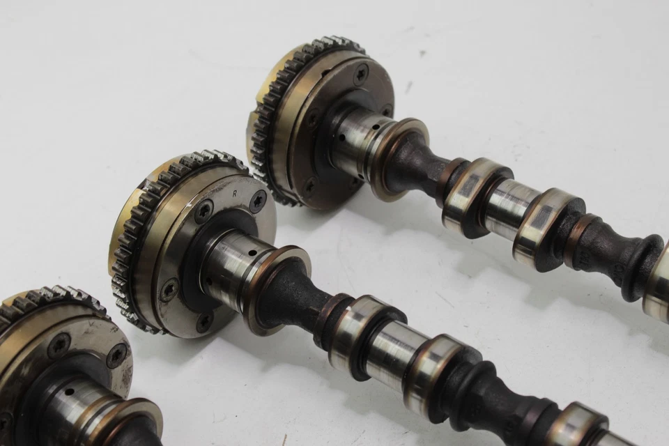 Оригинальный впускной и выпускной распредвал двигателя 2007 - 2011 GMC Acadia (комплект из 4) - Изображение 3 из 4