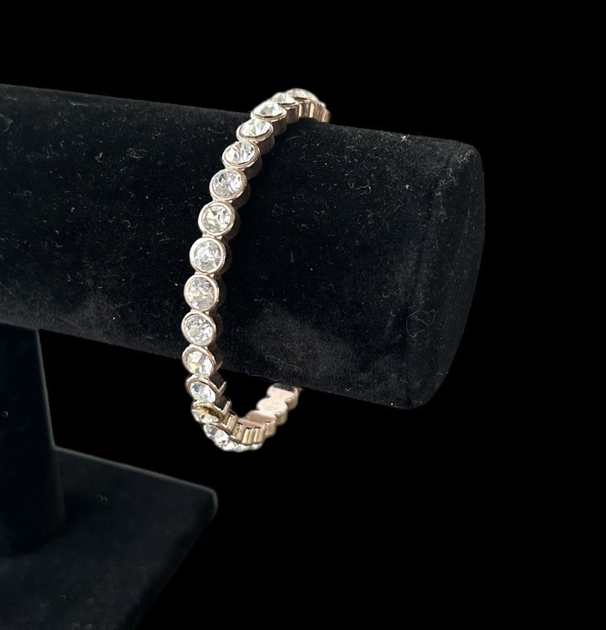 VTG Stackable Rhinestone Bangle Bracelet Gold Ton… - image 3