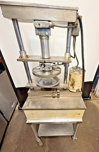 Comtec 1100 Pie Press / Dough Press / Tart Press - Includes 10" Die Set