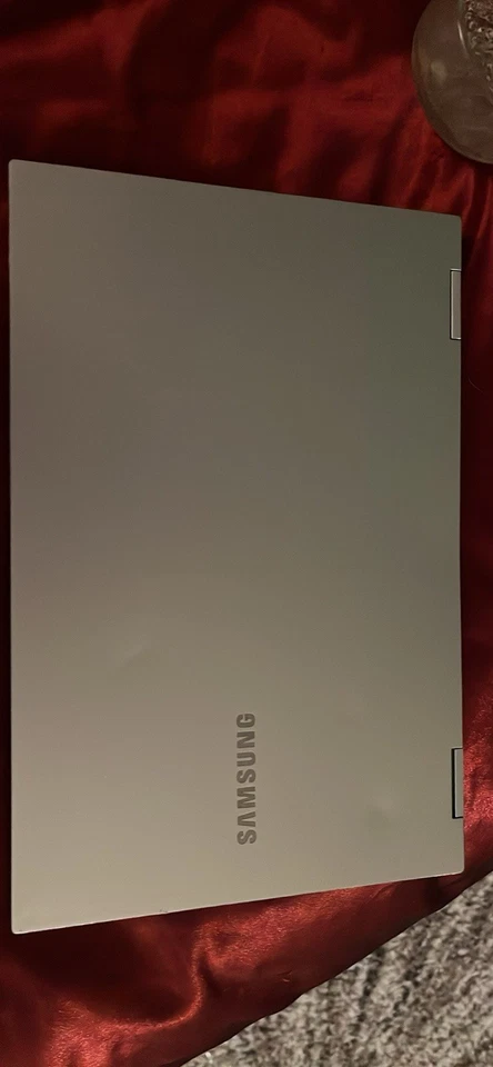 Portátil Samsung Foto 2 de 3