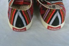 Inkkas Womens 9 Mens 7 Unisex Pride Aztec Design Low Top Shoes Colorful Lace Up