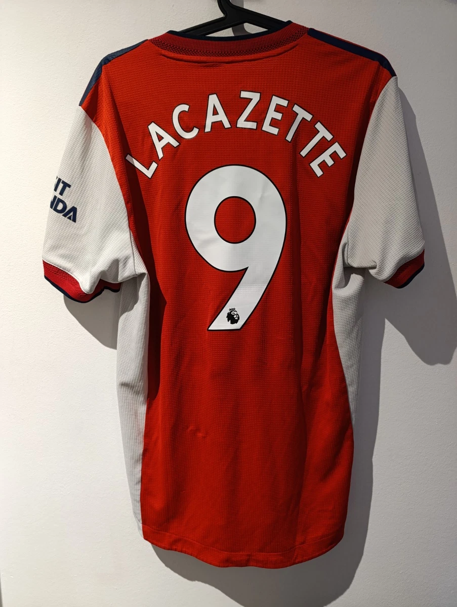 Mercato : Alexandre Lacazette pourrait quitter Arsenal cet été
