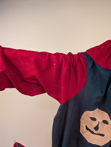 CREEPY WHIMSICAL 1920’S TWO TONE COTTON CLOWN COSTUME W CUT OUT FACE DETAIL - Picture 3 of 7