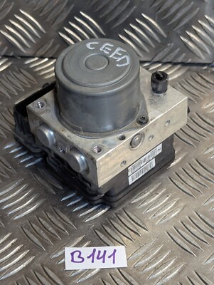 2020 KIA PROCEED GT 1.6 PETROL AUTOMATIC ESTATE ABS PUMP J7589-32900