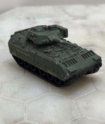 Vintage 1990s Matchbox Military Vehicles Lot Of 7 tanks carrier missile launcher - Foto 11 di 19