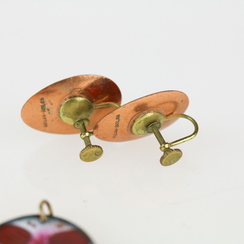 Vintage Modernist Hogan Bolas Enamel on Copper Earrings & Pendant Set - Picture 4 of 7